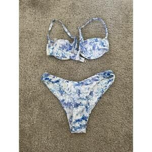 New with liner shein Blue Tie Dye Bikini small